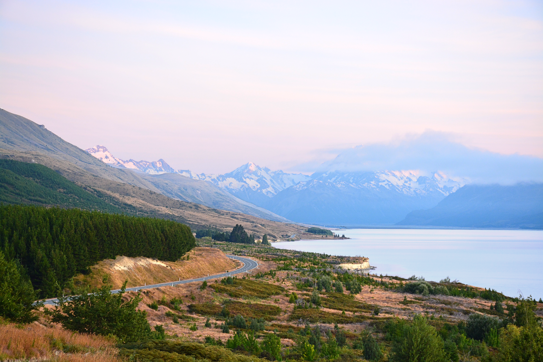 New Zealand majestic alpine landscape with emerald lakes
